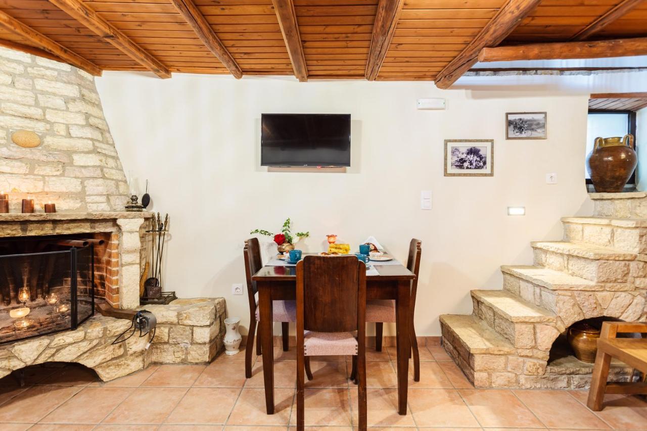 Petalidi Olive Garden Stone House Near The Beach Esterno foto