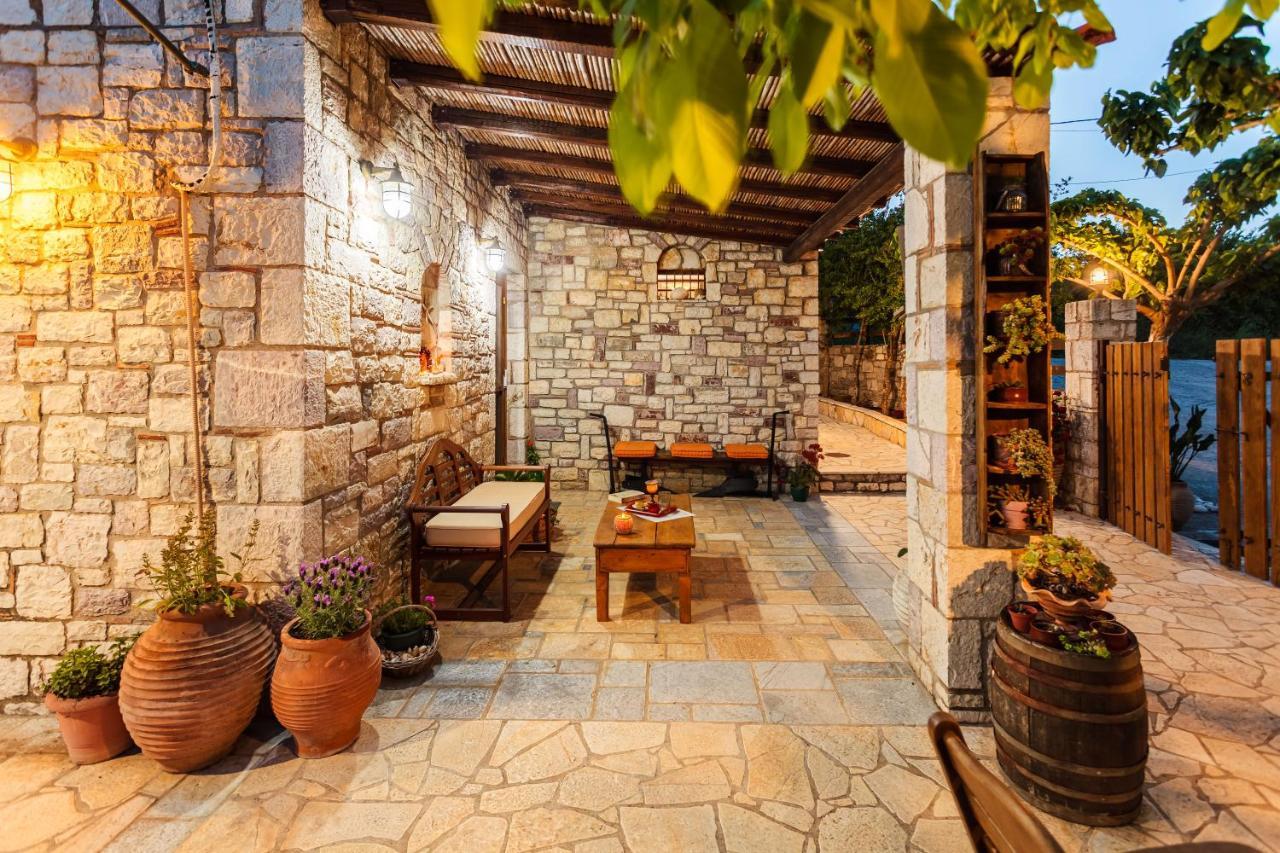 Petalidi Olive Garden Stone House Near The Beach Esterno foto
