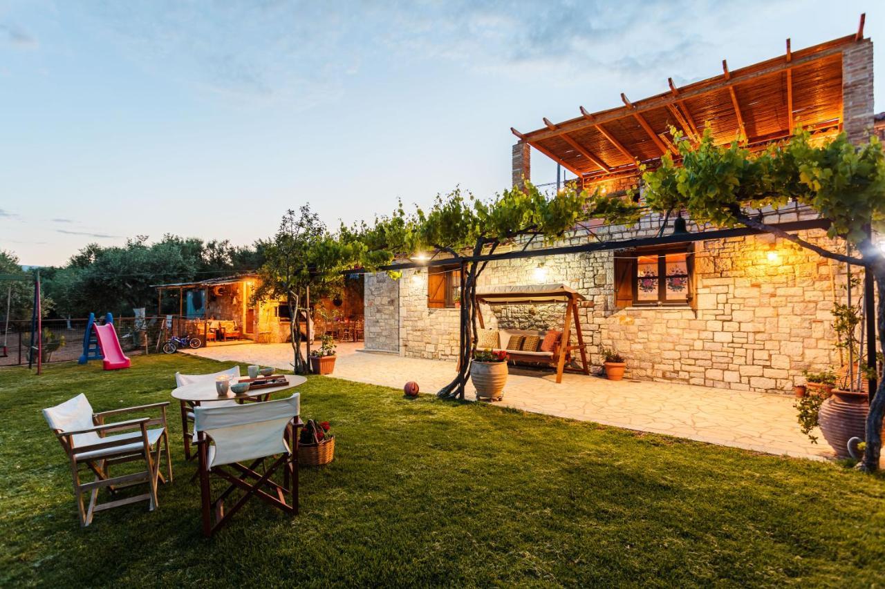 Petalidi Olive Garden Stone House Near The Beach Esterno foto
