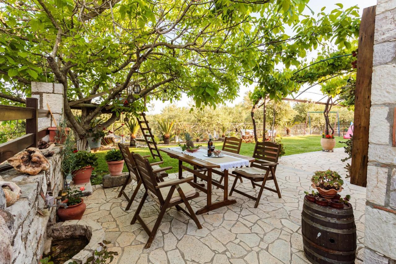Petalidi Olive Garden Stone House Near The Beach Esterno foto