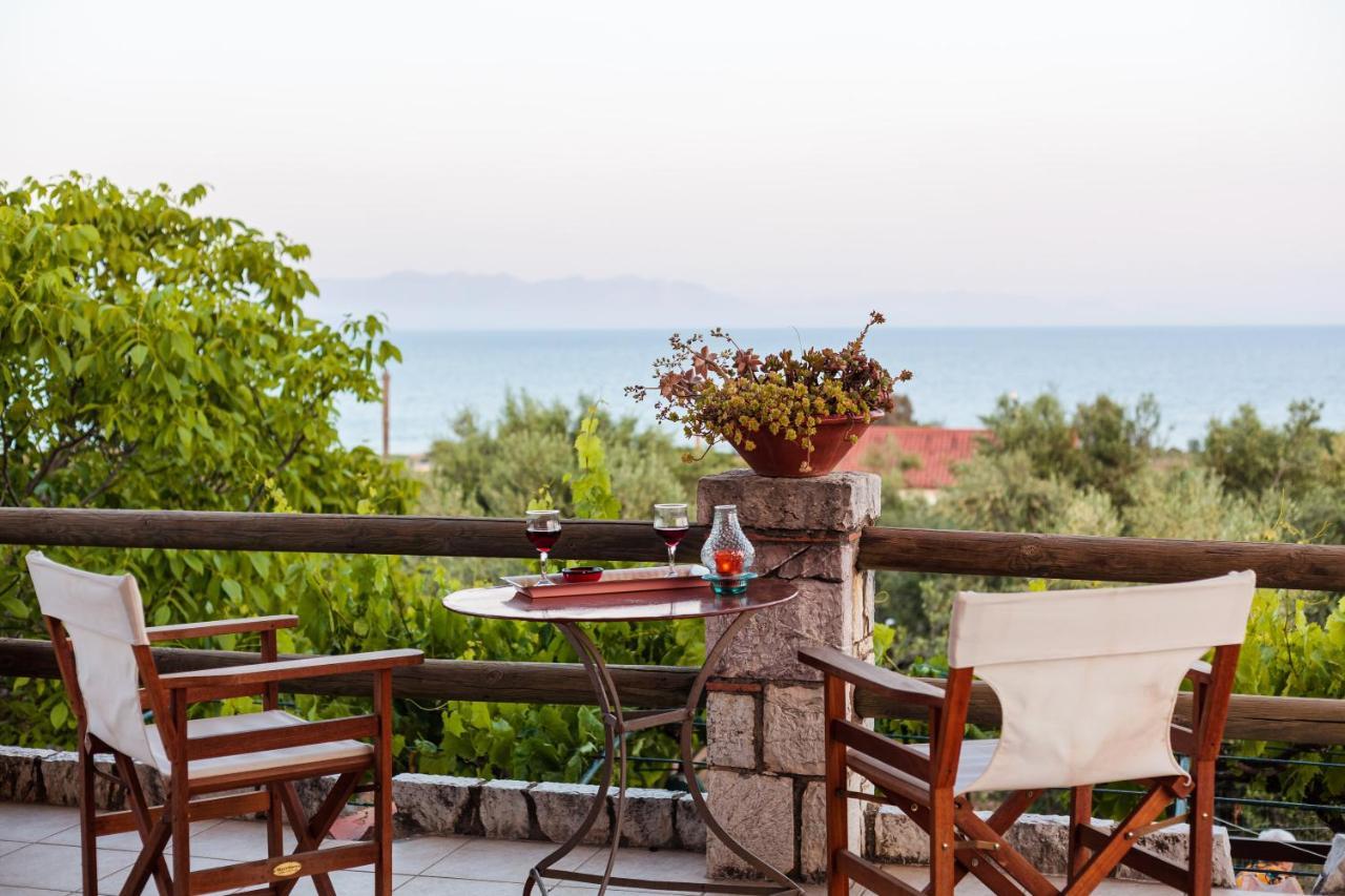 Petalidi Olive Garden Stone House Near The Beach Esterno foto