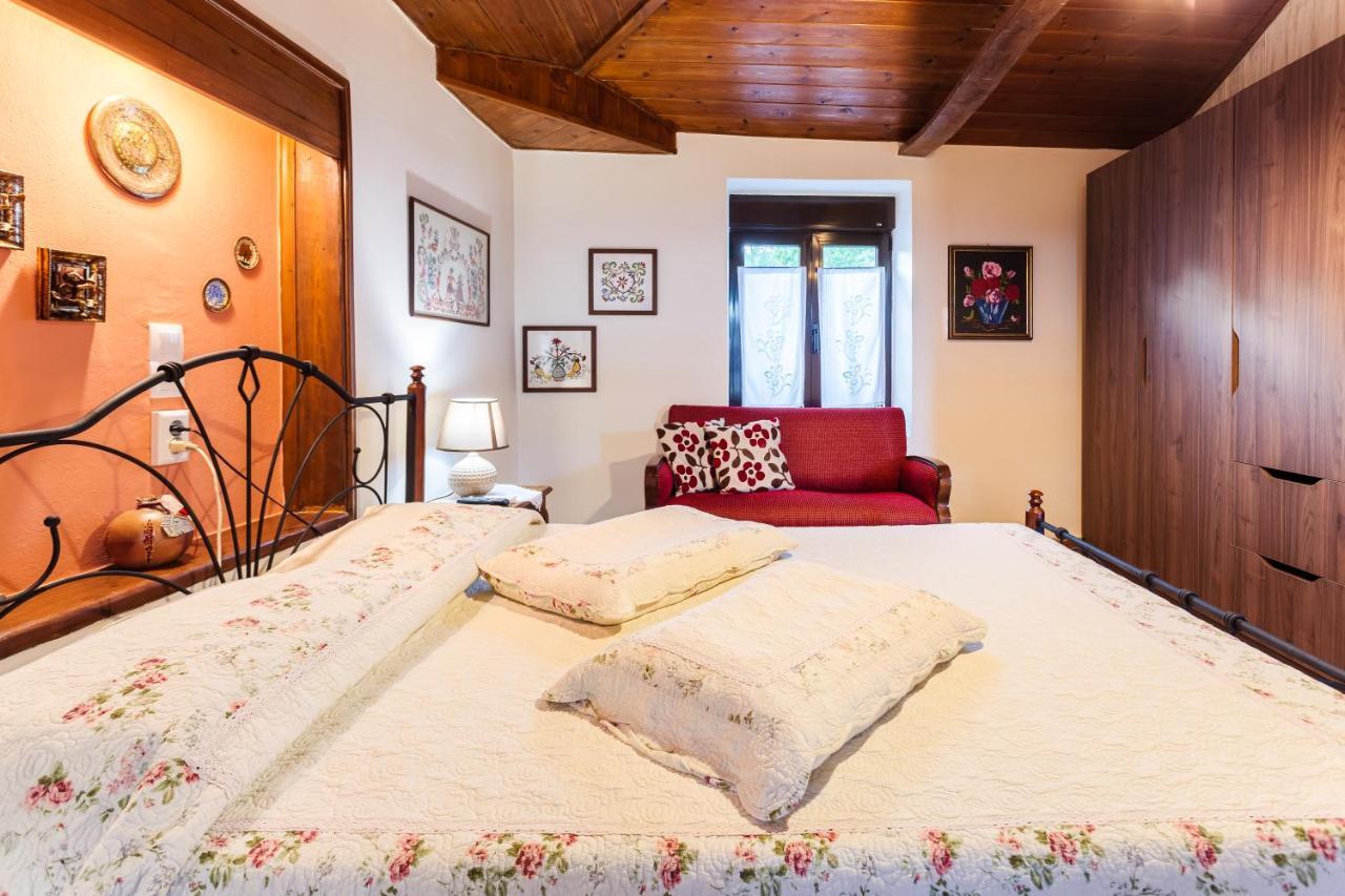 Petalidi Olive Garden Stone House Near The Beach Esterno foto