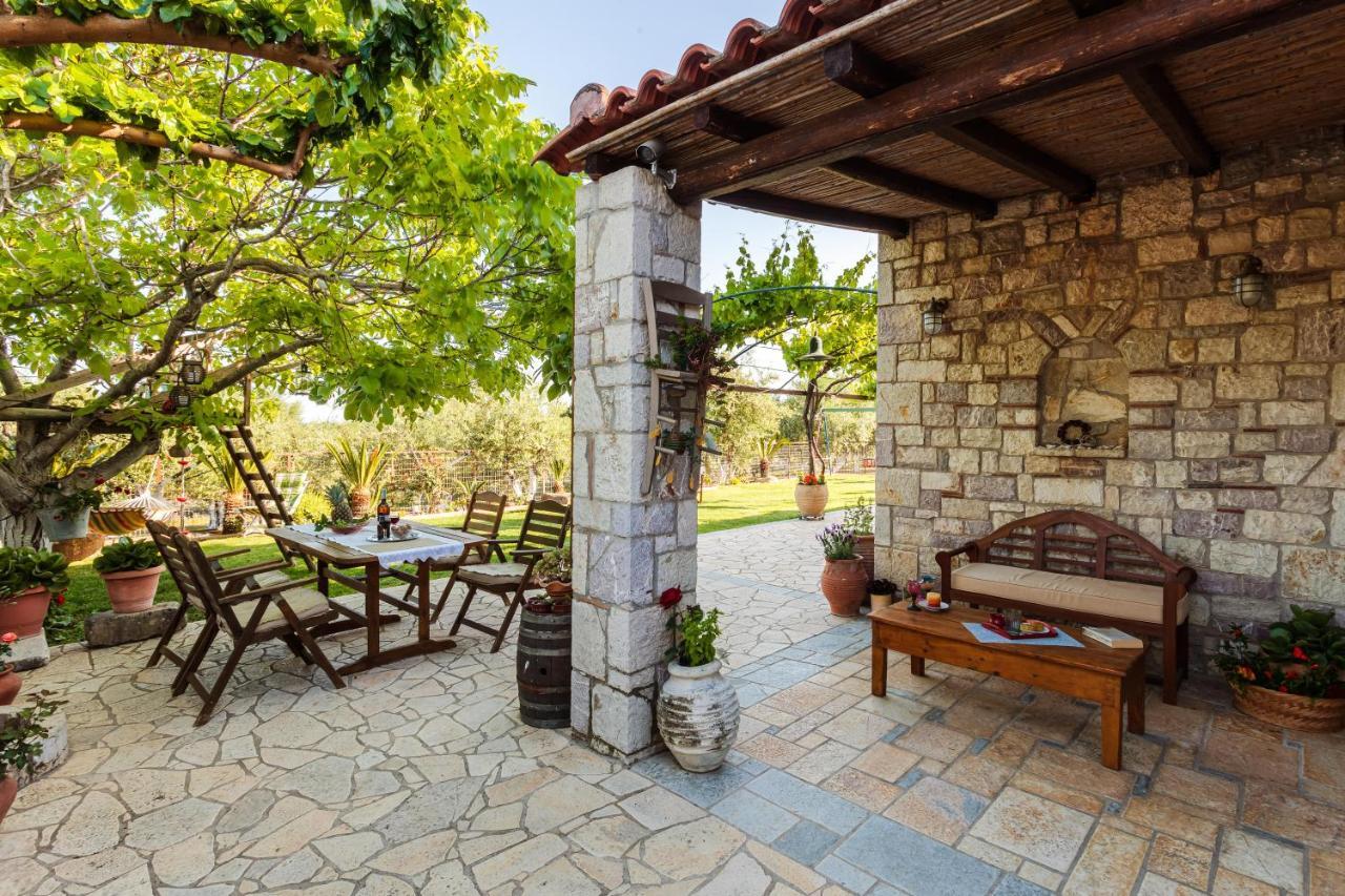 Petalidi Olive Garden Stone House Near The Beach Esterno foto